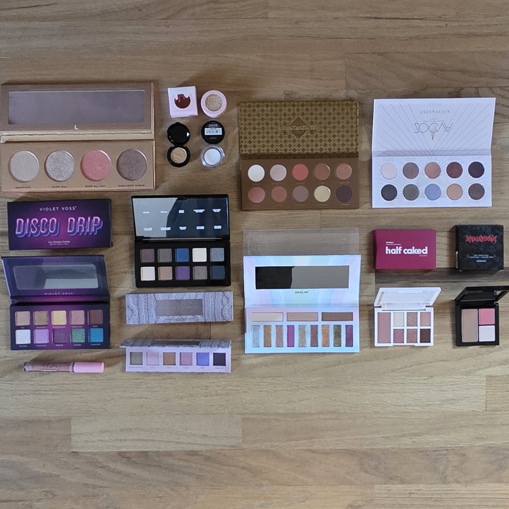 Brand-new Makeup/Beauty Bundle